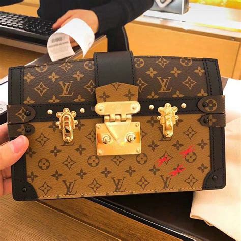 louis vuitton women's clutch|louis vuitton clutch wallet.